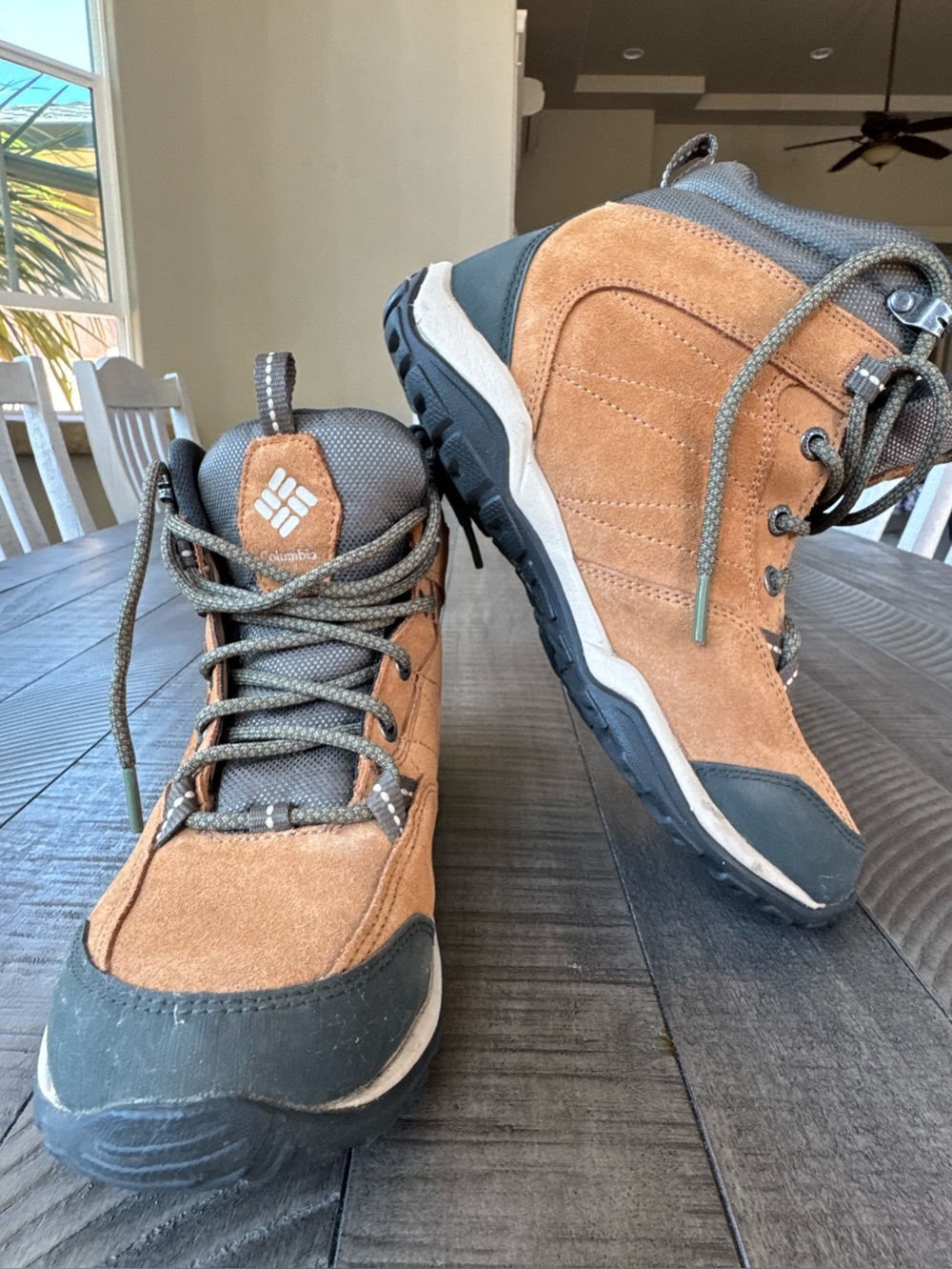 Columbia Fire Venture Mid Waterproof Suede Hiking Boot - Women's Size 6.5 - Picture 3 of 14